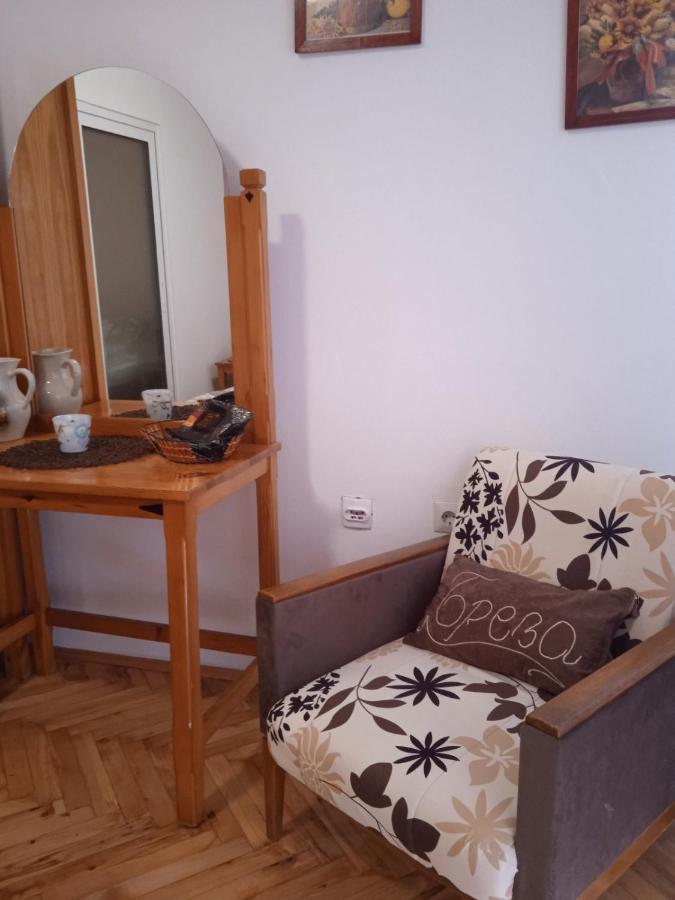 Apartman Breza Ruma község Kültér fotó